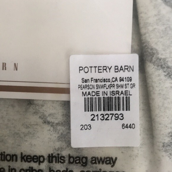 Pottery Barn Pearson Snowflake Standard Pillow Sham - Picture 6 of 6